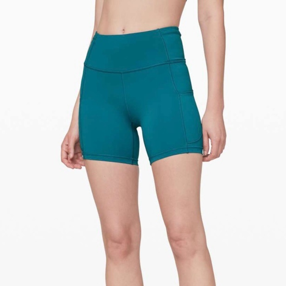 EUC! Lululemon Fast And Free Short 6" *Non-Reflective, sz 2 - Picture 1 of 13